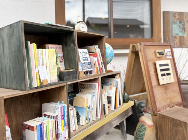 富士宮の古本イベント「あわひのそと」｜一箱本棚と出会う時間