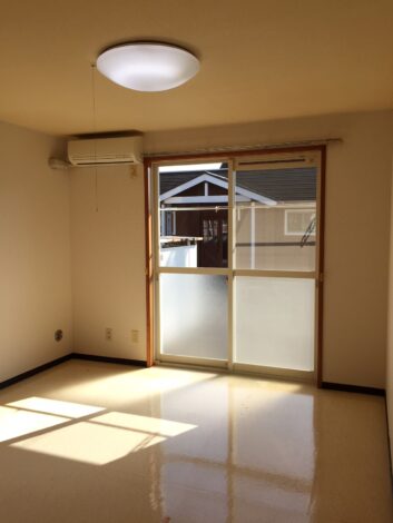 賃貸アパート「富士市伝法1DK」静かな住宅内!1階角部屋!!